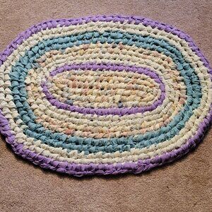 Toothbrush Rag Rug with Amish Knots